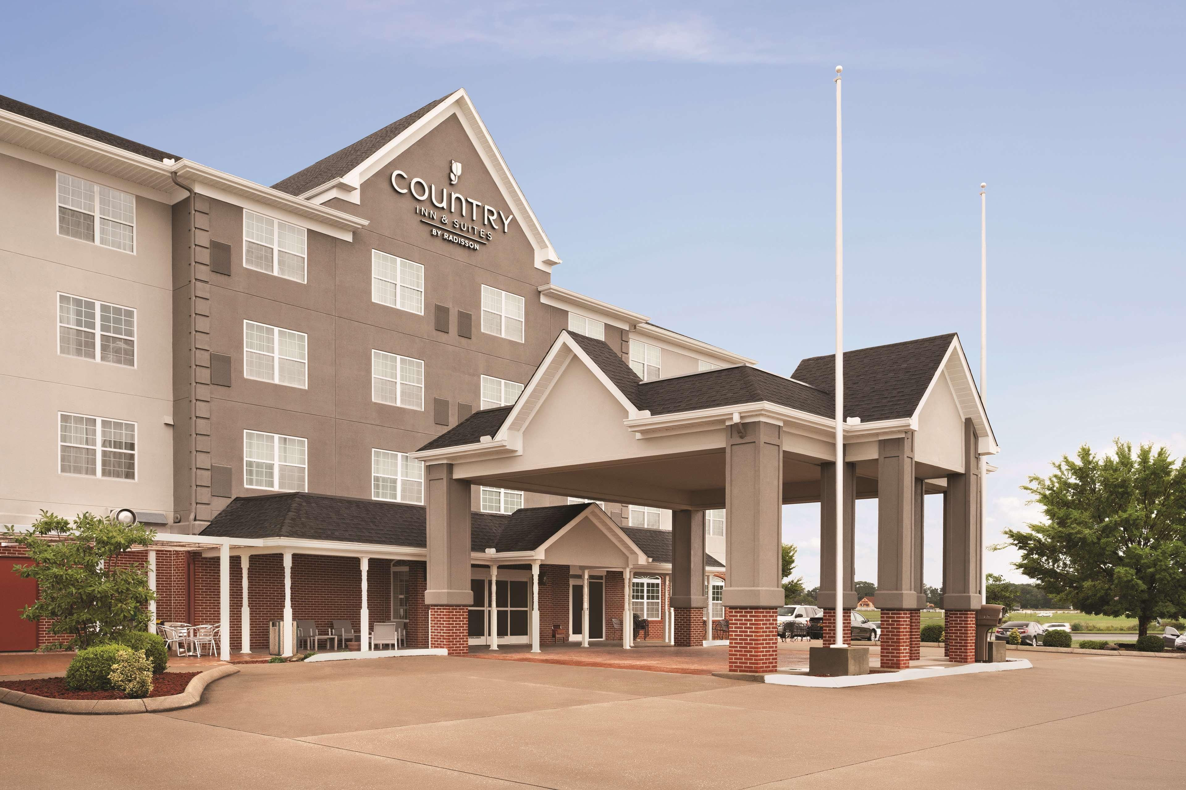 Country & By Radisson, Bowling Green, Ky 3*
