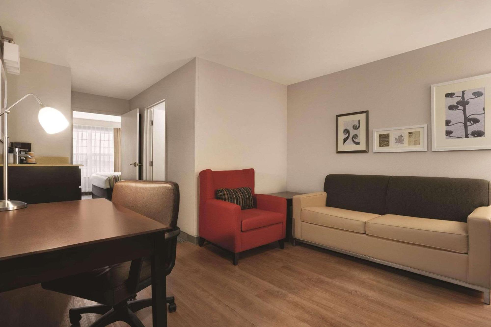 Hotel Country & By Radisson, Bowling Green, Ky
